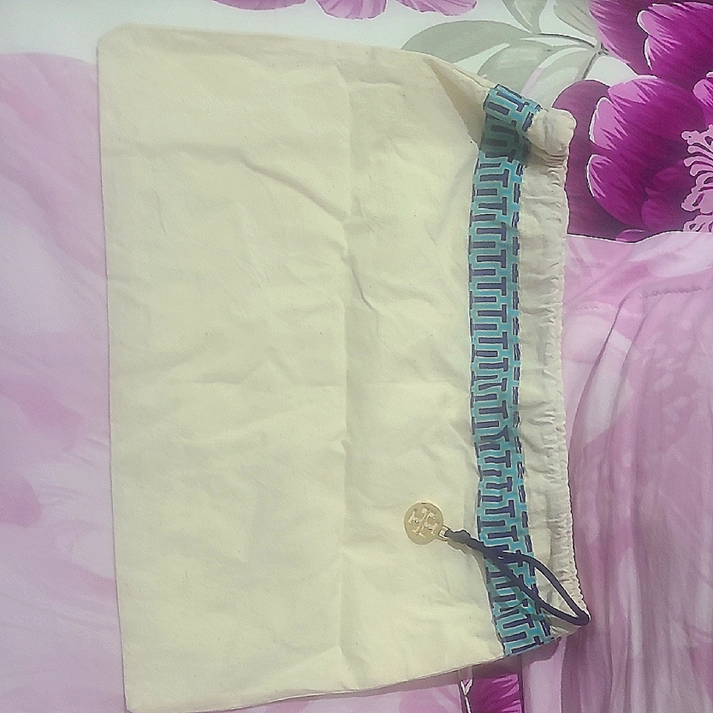 4 pcs Tory Burch dust Bags with Blue Tory Trim